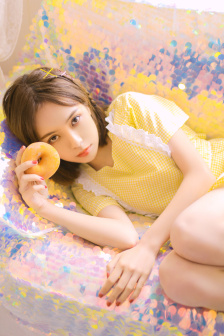 孕妇趟开大BB